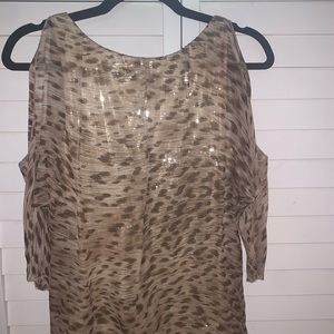 Woman’s blouse unknown brand unknown size